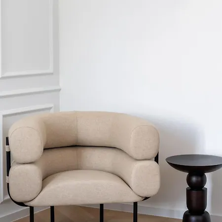 Mariva 2-4 Apartament *